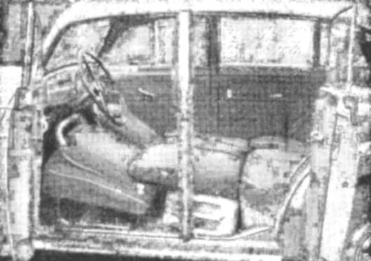 Положение переднего сиденья и съемной спинки заднего сиденья при подготовке спального места автомобиля Москвич 401-420