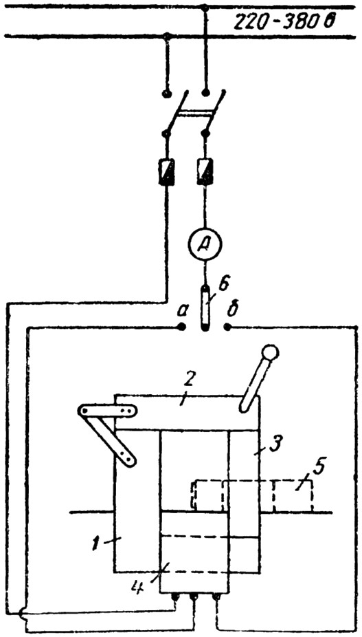 Схема для испытания магнитных катушек в остове двигателя трамвая на межвитковое замыкание